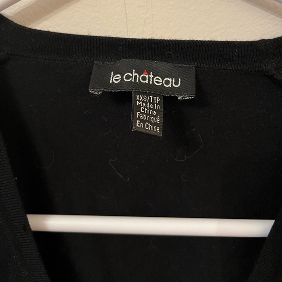 Le Chateau V-Neck Top - Picture 3 of 4